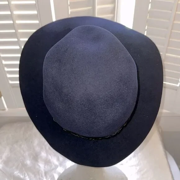 Vintage 60s Navy Blue Felt Wide Brimmed Hat with Lace Detailing‎ - Picture 5 of 8
